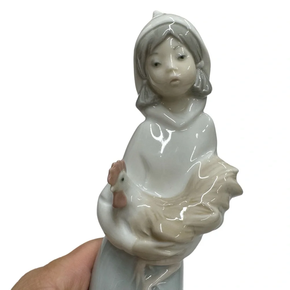 Vintage Lladro Porcelain Figurine Girl Carrying Rooster
